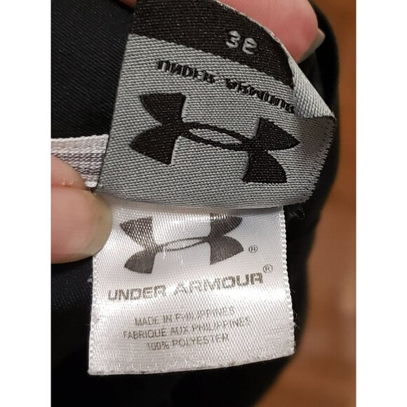 Under Armour Golf Shorts, Black, Men's 36, Polyester, Casual, 9" inseam, Pleated - Picture 5 of 6